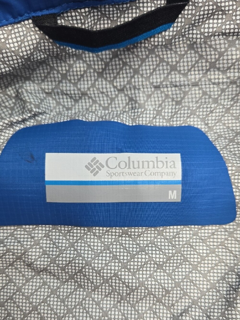 Columbia Woman's Blue Hooded Rain Jacket - Picture 2 of 9